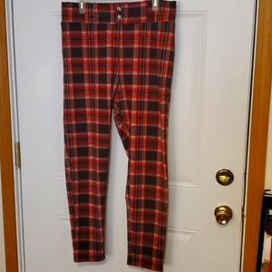 Plus Plaid Jeggings